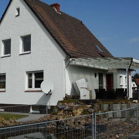 Modernes Ferienhaus Der Besonderen Art Mit Garten Lohne  Exterior foto